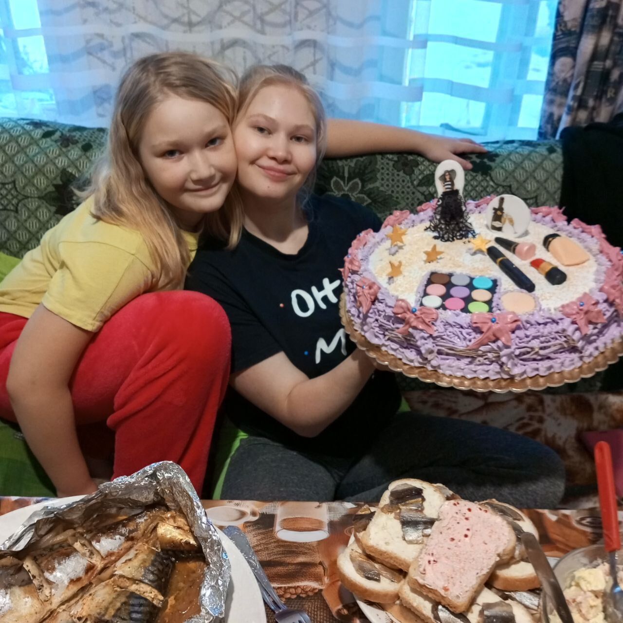 В больнице Чернигова после лечения антибиотиком скончалась 11-летняя девочка: медики пытались скрыть следы от полиции