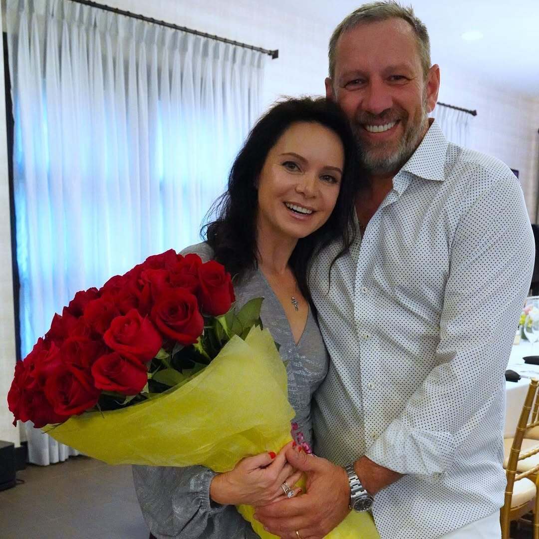 Збиралась кинути, а він замовив обручку: як легендарна гімнастка Подкопаєва знайшла кохання свого життя, залишивши Україну