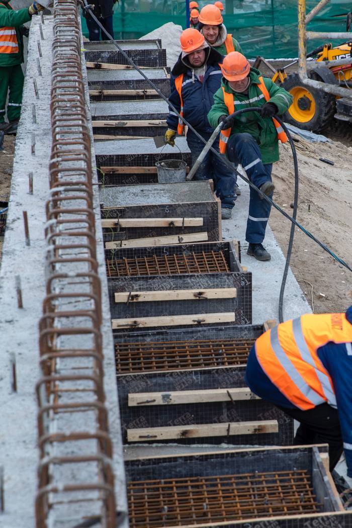 Капитально не ремонтировали более 40 лет: Кличко показал, как обновляют два моста на Оболони в Киеве. Фото