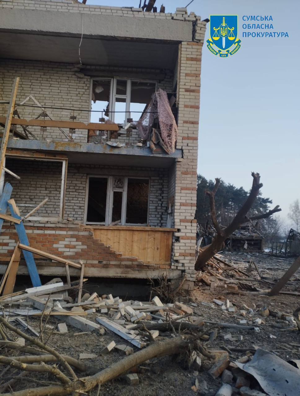 Россияне выпустили три КАБа по Мирополью на Сумщине
