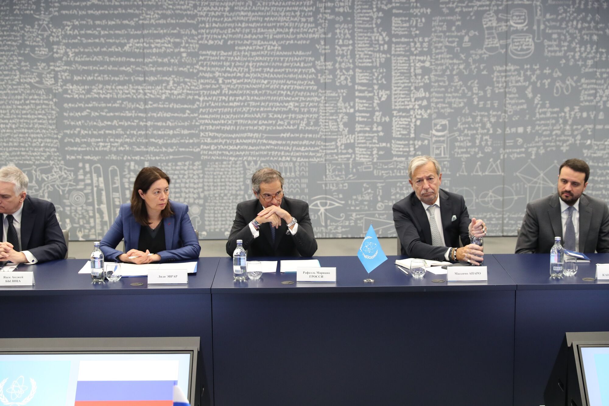 "Треба запобігти ядерному інциденту": Гроссі провів "консультації" у Москві. Подробиці та фото