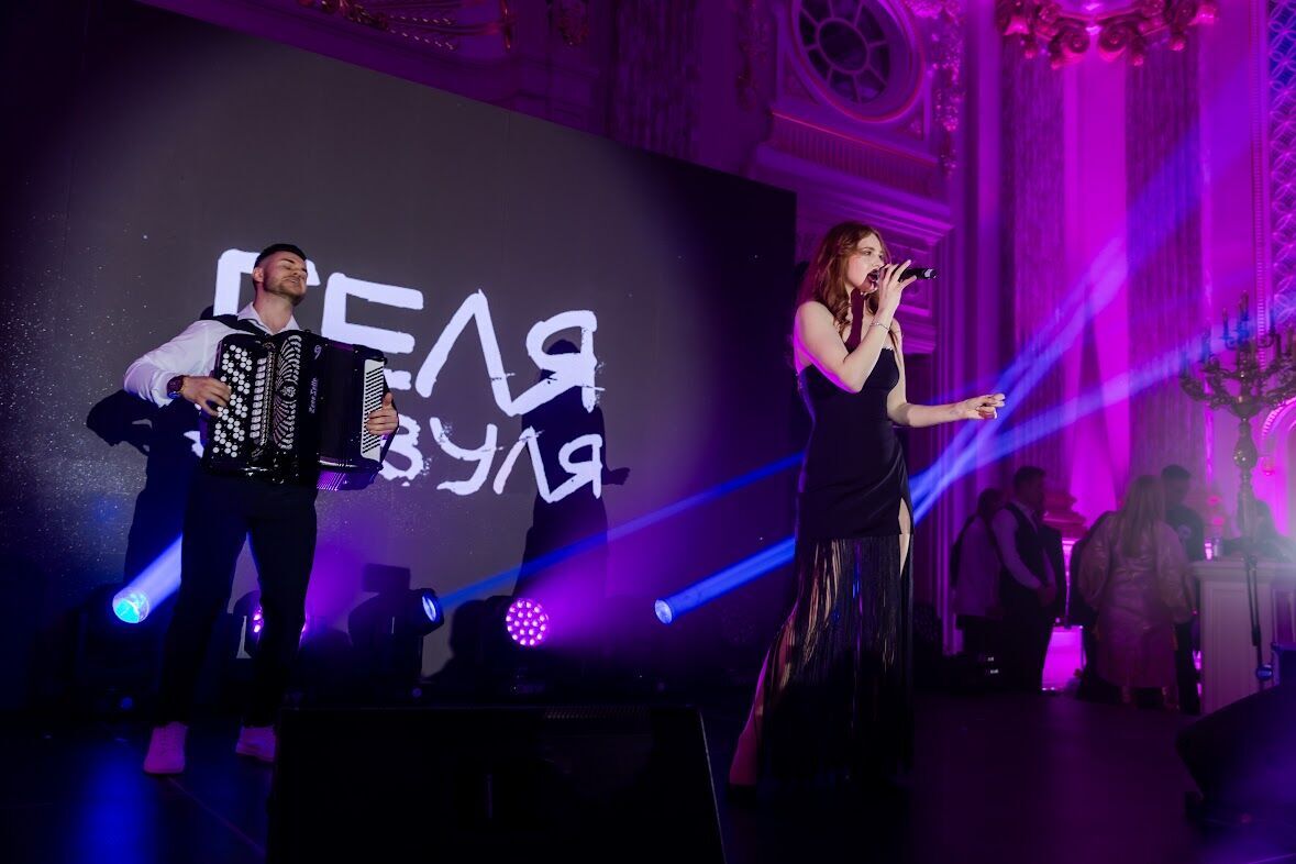 Fenix Charity отметила лучших на Business Gravity Awards 2025: OBOZ.UA получил медиа года