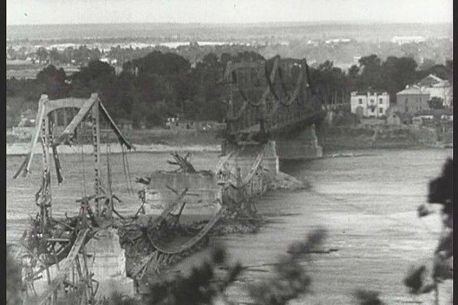 Существовал между двумя Мировыми войнами: история моста имени Евгении Бош в Киеве. Уникальные фото