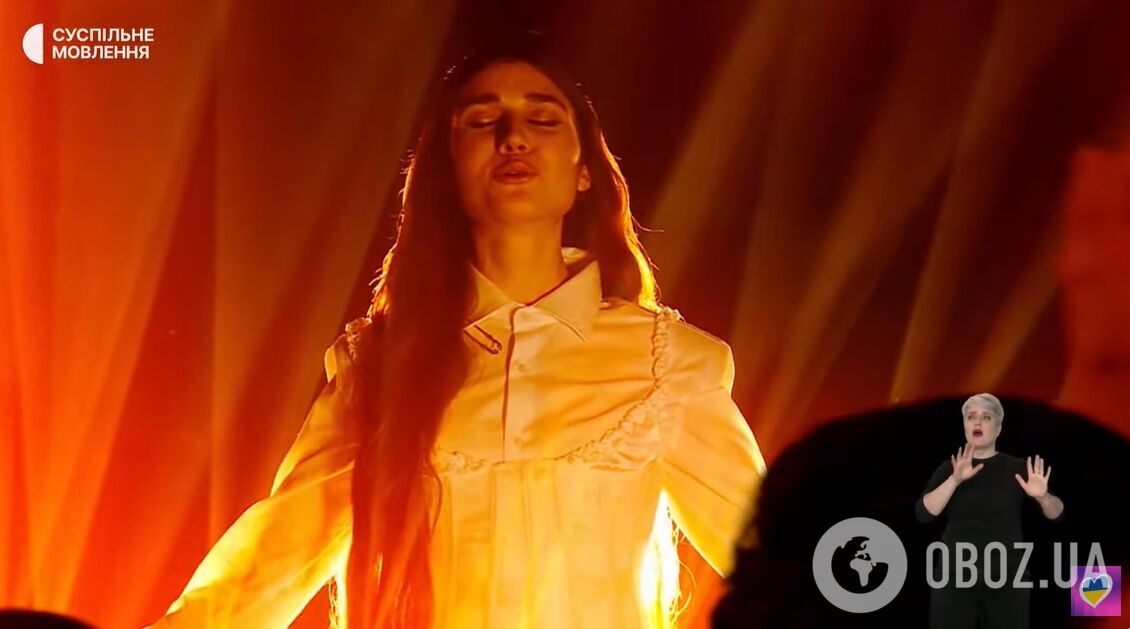 Українські зірки Євробачення грандіозно відкрили Нацвідбір 2025, переспівавши легендарний трек Назарія Яремчука. Відео, фото 