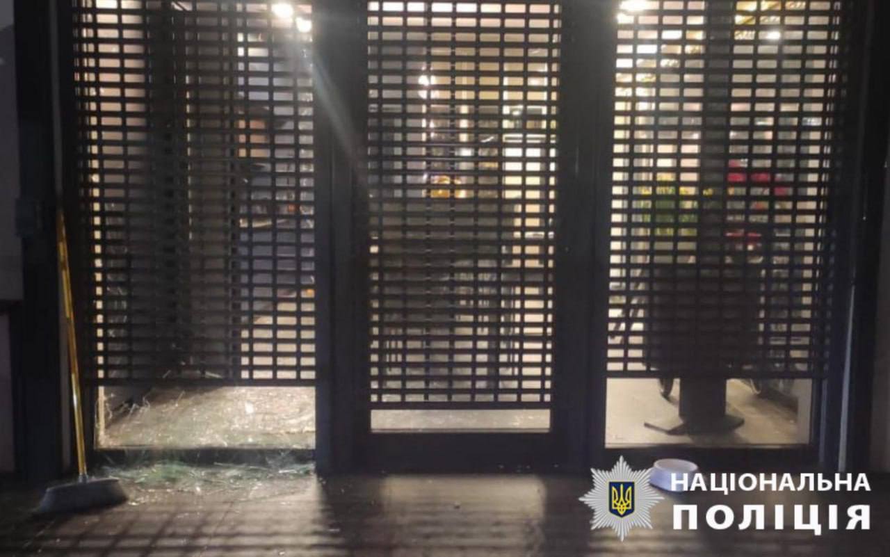 Є збиті цілі, виникли пожежі: у КОВА розповіли про наслідки російської атаки на Київщину. Фото
