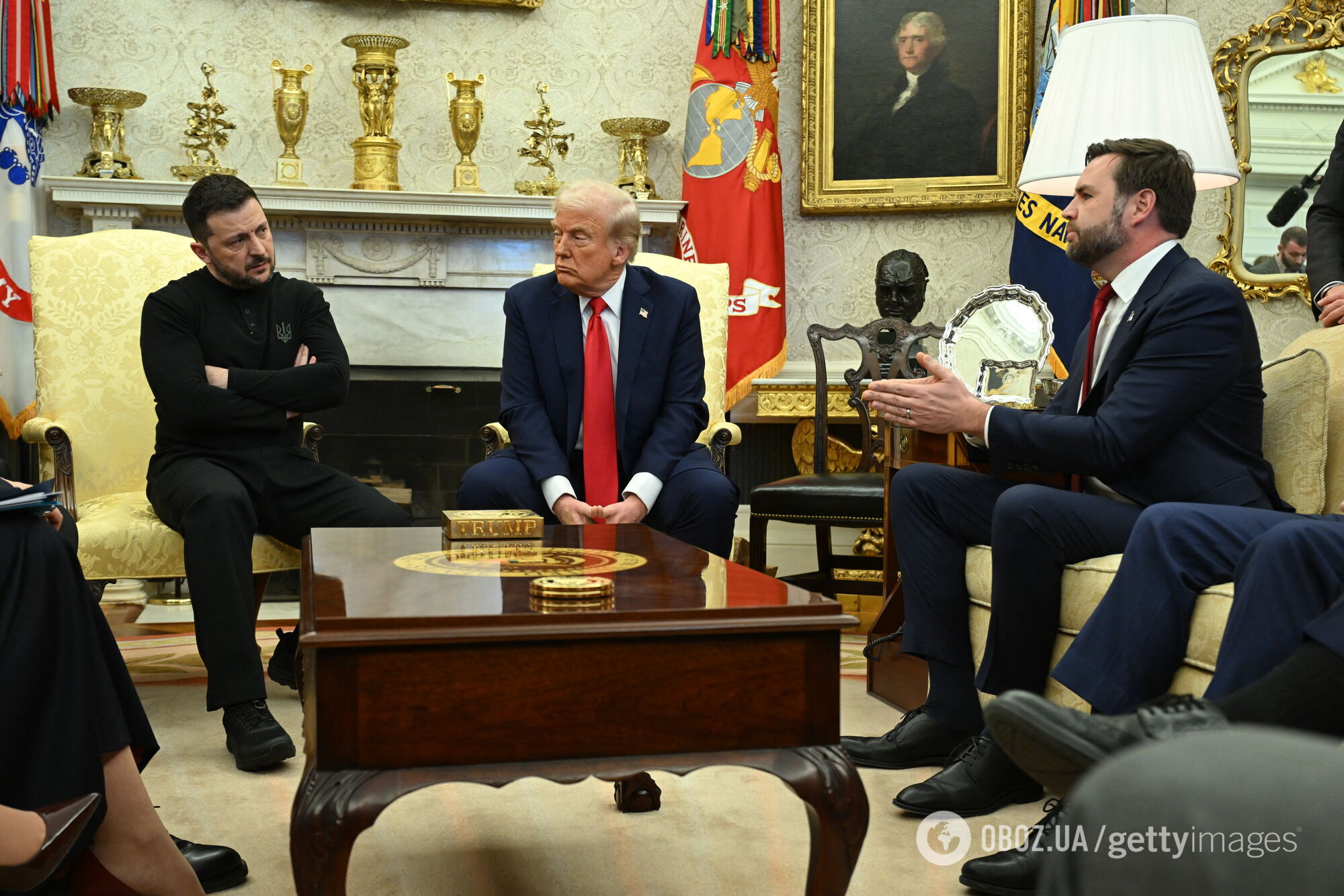 "Зеленский, почему вы без костюма?" Американский блогер доступно ответил на подкол в Овальном кабинете