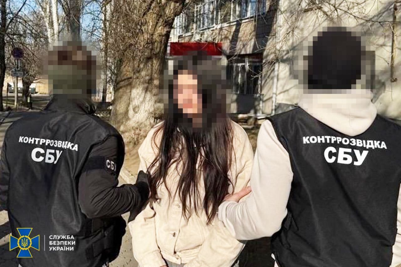 Працювала на ворога: у Миколаєві запобігли теракту, який мала вчинити 19-річна студентка біля адмінбудівлі поліції. Фото