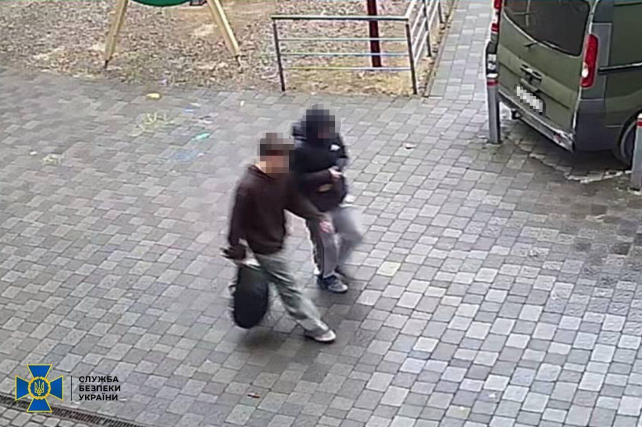 Російські спецслужби завербували двох підлітків для теракту в Івано-Франківську