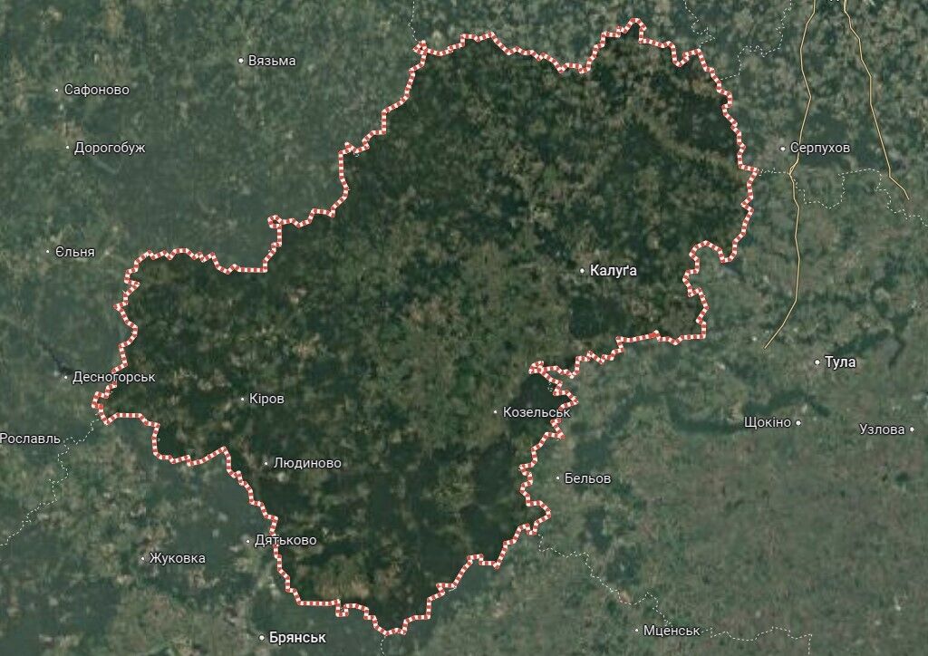 Дрони атакували Калузьку область: виникла пожежа на підприємстві, росіяни кажуть про постраждалого