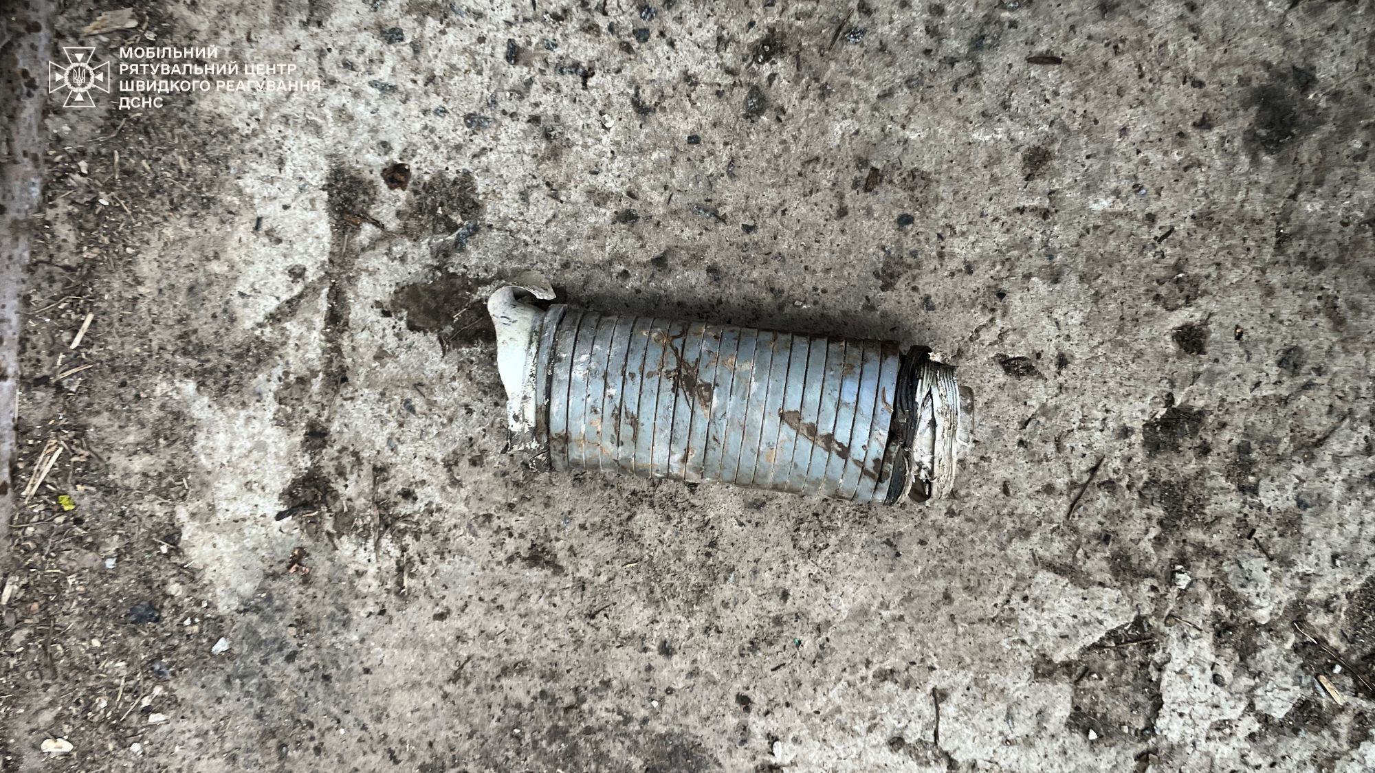 На Київщині фермер виявив у полі бойову частину російської ракети. Подробиці та фото
