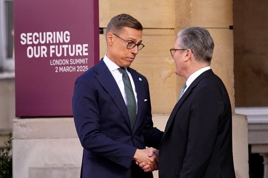 "Нужен мир, подкрепленный гарантиями безопасности": в Лондоне завершился саммит по поддержке Украины в войне. Детали, фото и видео