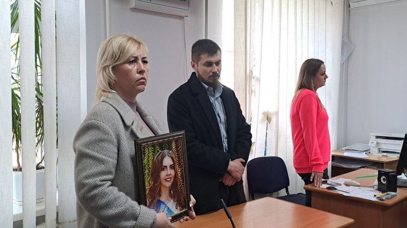 В Кропивницком приговорили к пожизненному подозреваемому в убийстве школьницы Дианы Хриненко: он свою вину не признал