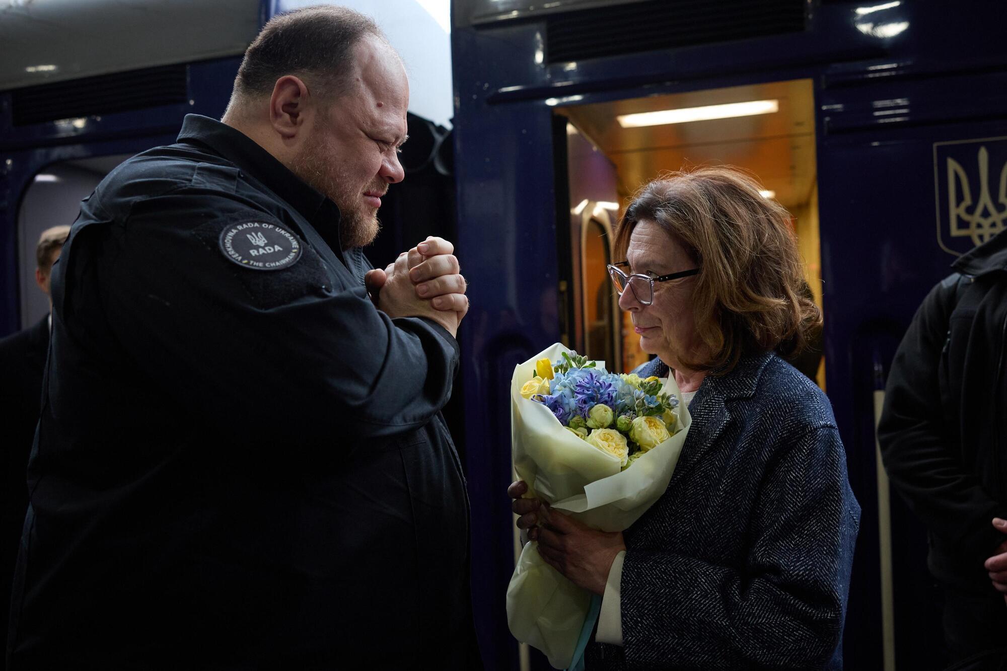 "Цей візит –  сильний символ підтримки": до Києва прибули парламентські представники з усієї Європи. Відео 