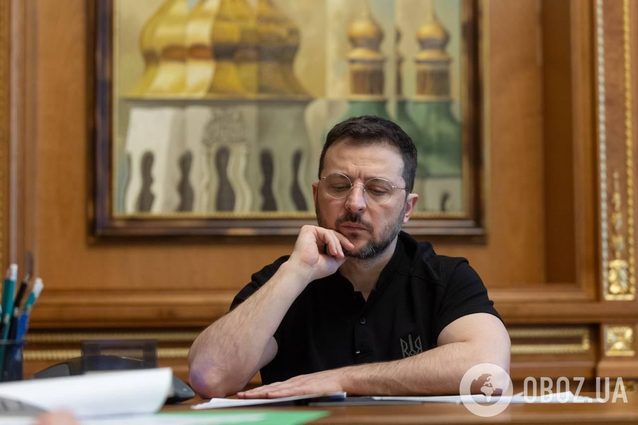 "Ми були шоковані": дизайнерка образу Зеленського в Білому домі відреагувала на критику президента та припустила, чому в нього запитали про костюм