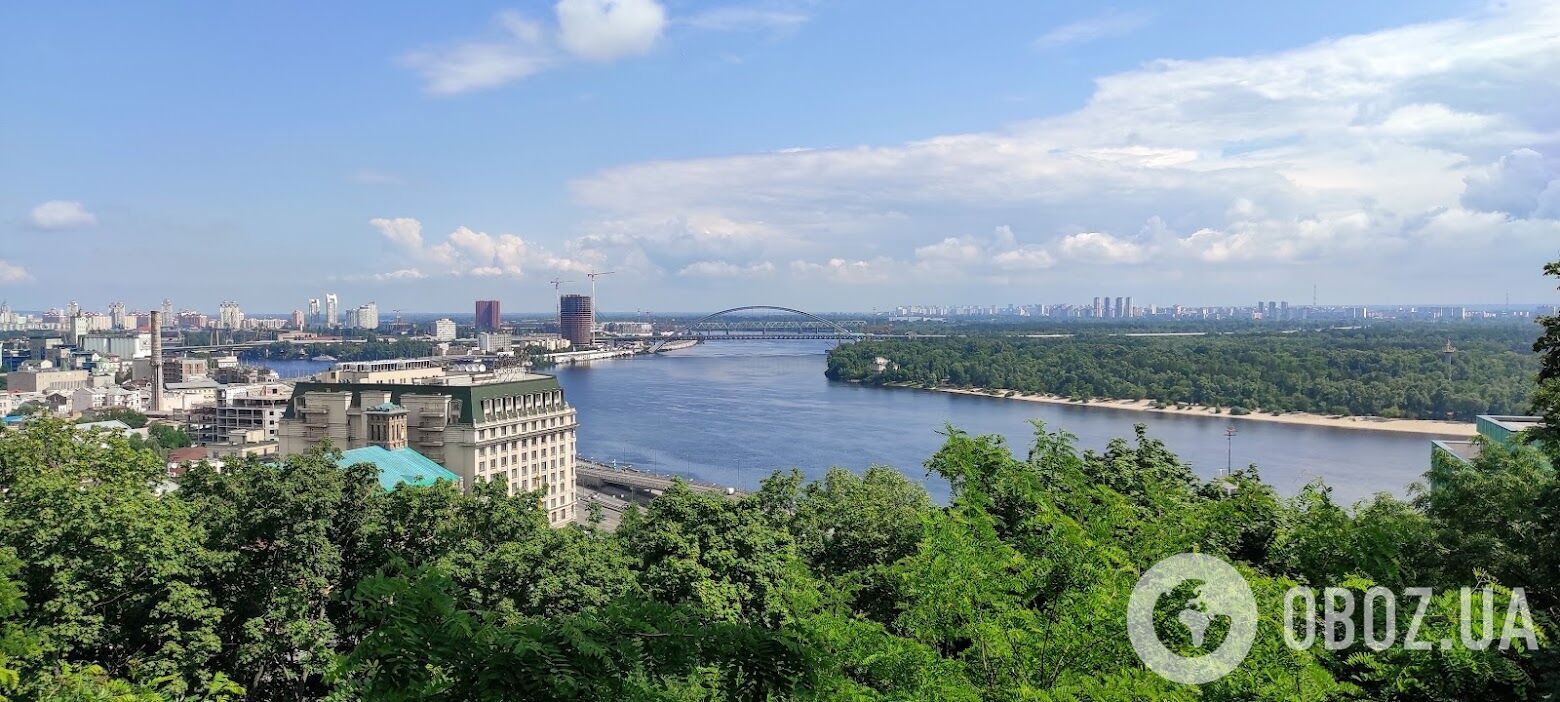 Замок Річарда, Дніпро та Троєщина: унікальна панорама Києва 1980-х років. Фото