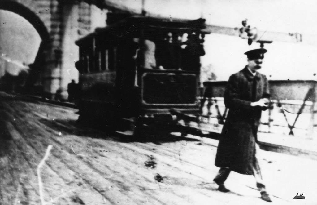 Раньше из Броваров до Киева можно было доехать без пересадок: история и уникальные фото бензотрамвая