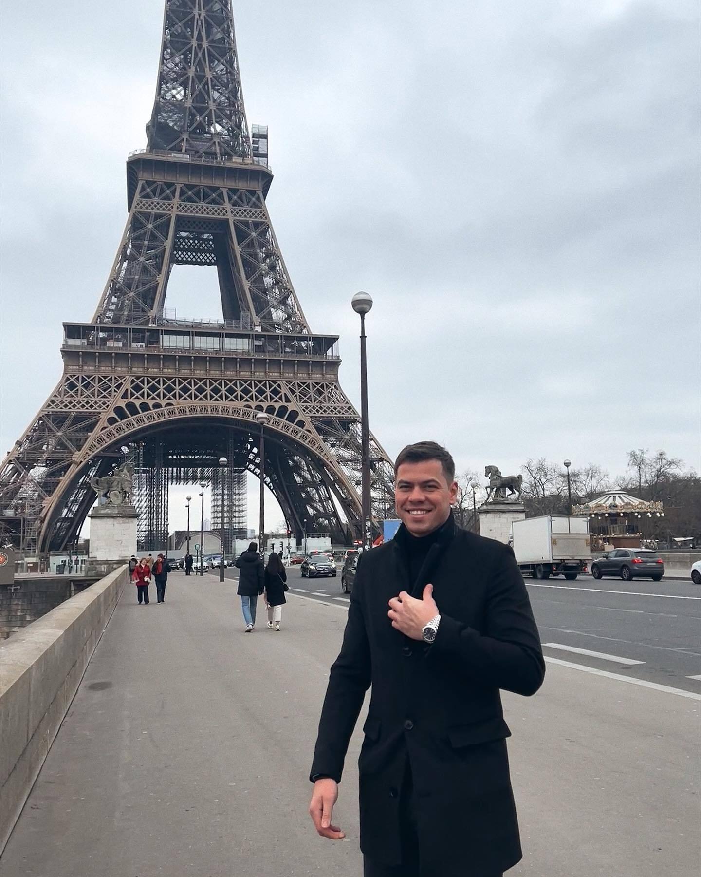 Ексфутболіст збірної України відмовився повертатися в Україну, тому що "потім не зможе виїхати звідти"