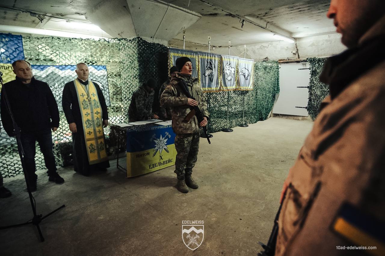 Контракт для 18-24-річних: перші військовослужбовці склали присягу. Фото