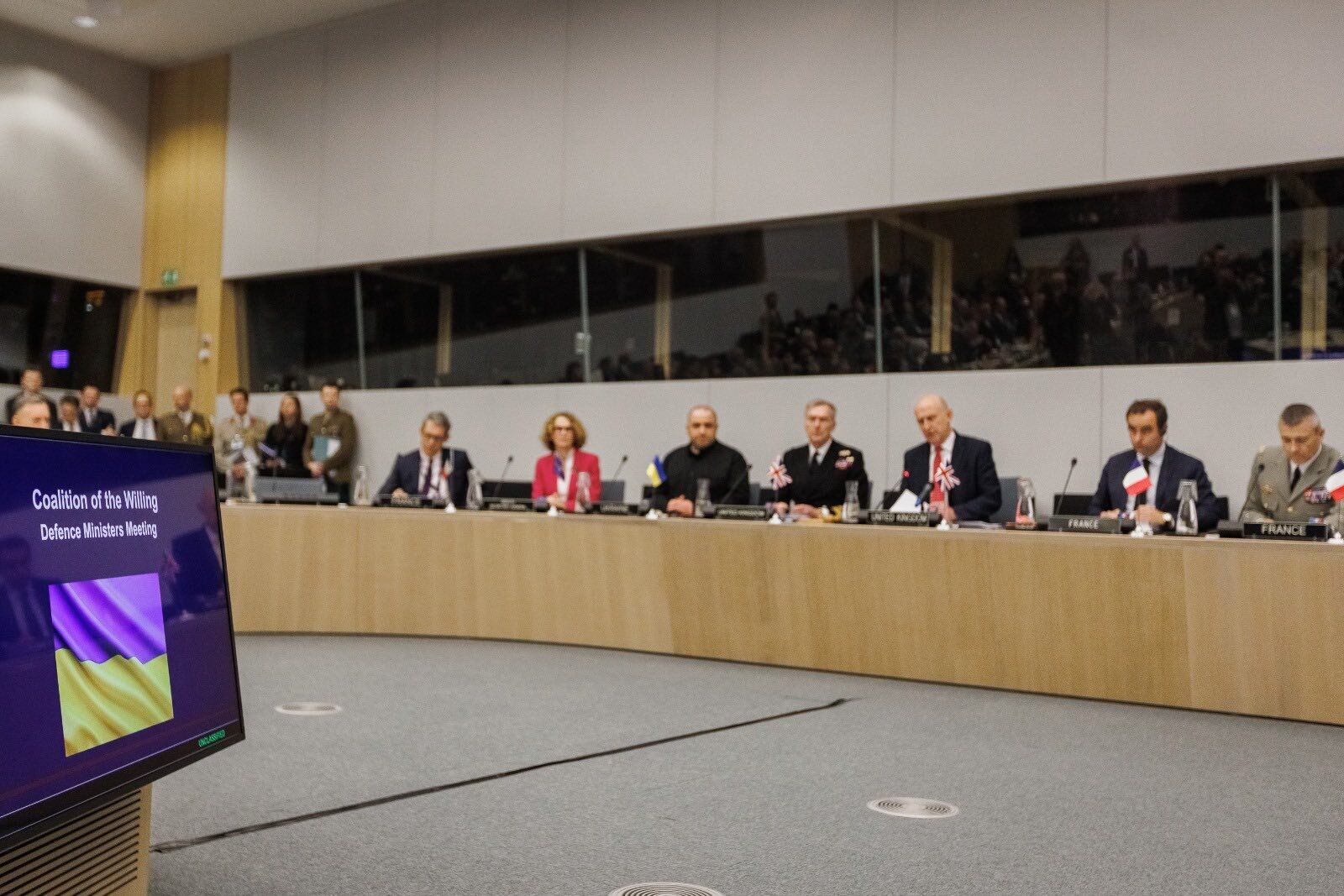 В повестке дня – отправка международного контингента в Украину: в Брюсселе стартовало заседание "Коалиции желающих"