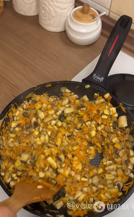 Самые вкусные домашние картофельники из пюре: готовятся на сковороде зп считанные минуты