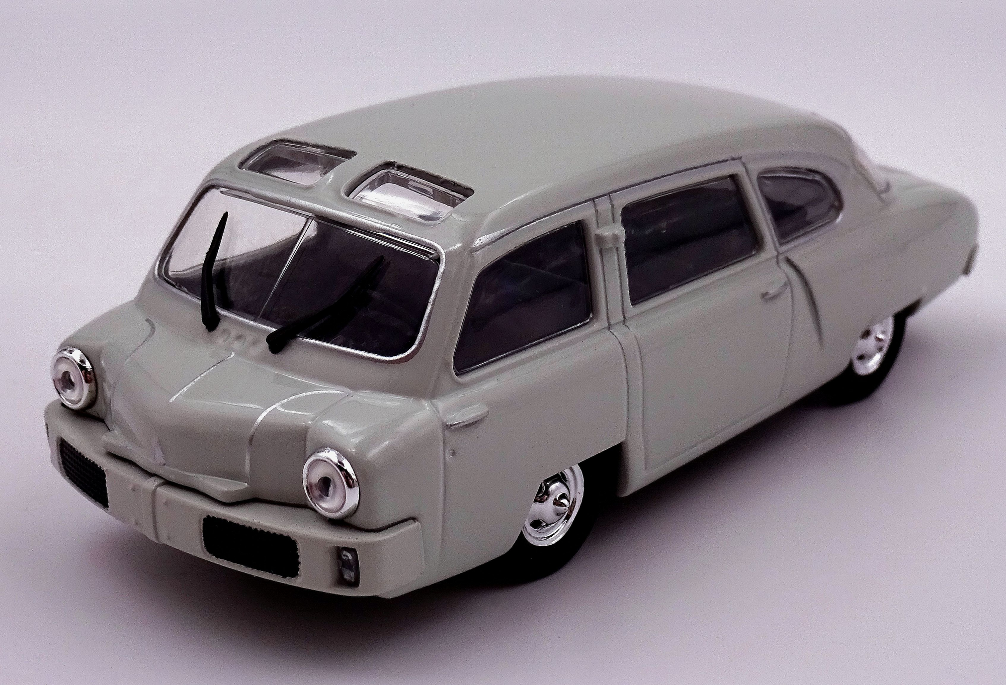 Які авто стали посміховиськом у СРСР: їх знали всі