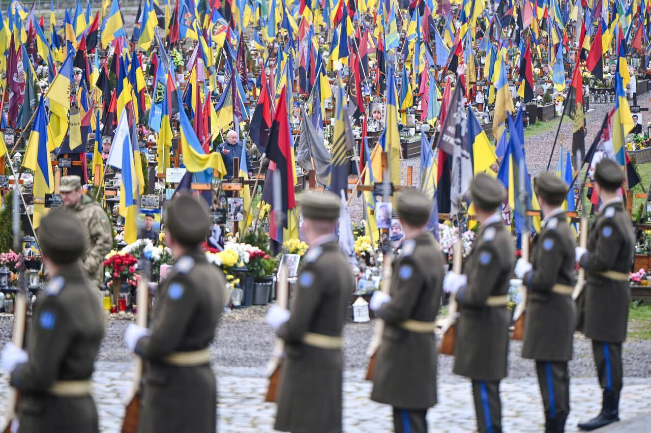 Во Львове побывал глава МИД Нидерландов Каспар Уэльдкамп: детали визита