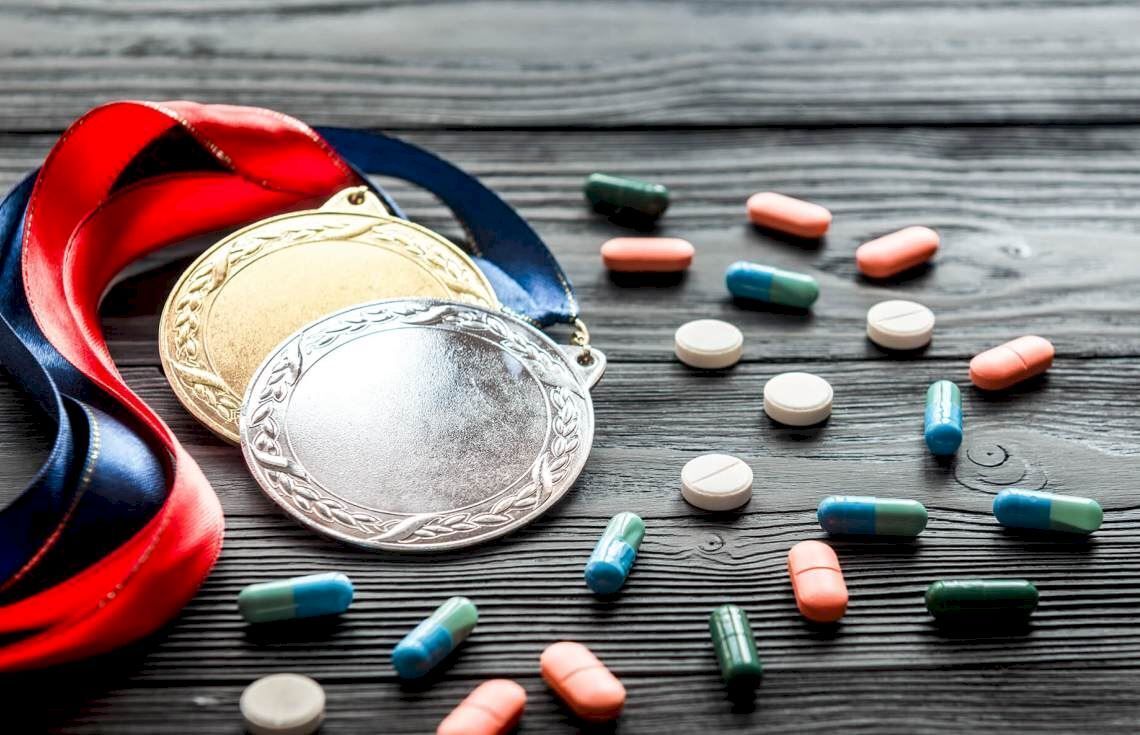 Росіян підставили з візами і не пустили на Олімпіаду, прапори РФ під забороною, а атлетів обшукають в аеропорту: що треба знати про ОІ-2026