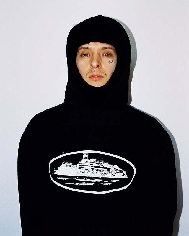 Второй раз за неделю украинцы вывели в топ-1 российский трек "хорошего россиянина"