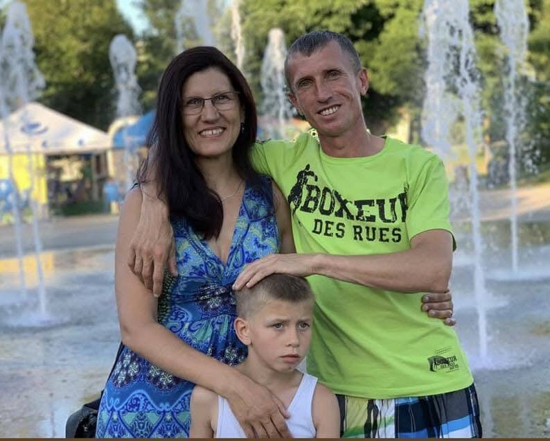 Россия убила семью юного футболиста и учительницу с мамой: что известно о погибших от удара баллистики по Сумам