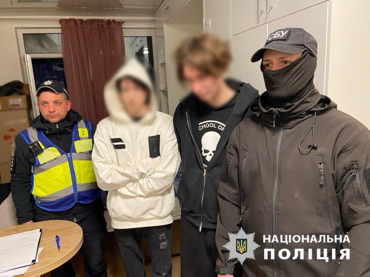 Слухали російську музику на Контрактовій площі Києва в день жорстокої атаки по Сумах: порушників встановили. Фото та відео