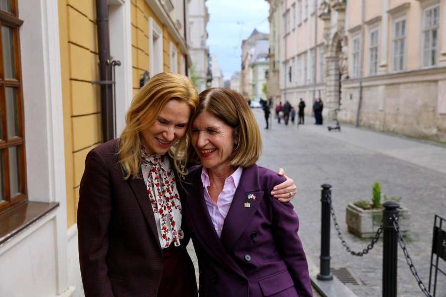 "Это важный и символичный визит": спикер верхней палаты Парламента Австрии впервые посетила Украину. Фото