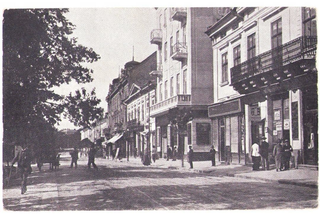 Широкі вікна і мальовані вивіски: у мережі показали Тернопіль у 1910-х роках. Фото