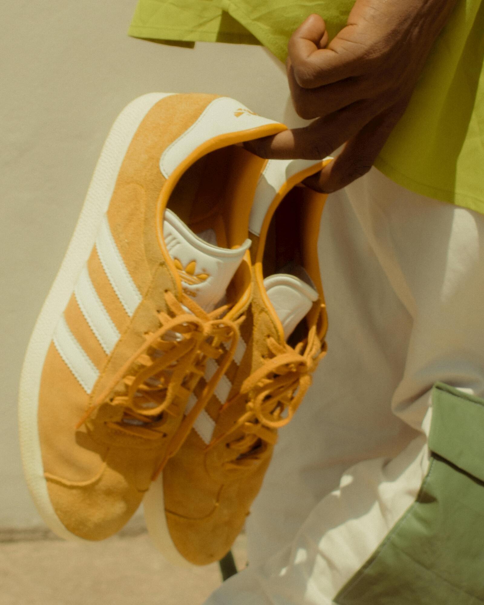 Ретро-кроссовки, которые были у каждого в 90-х, снова стали трендом