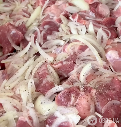 Мясо с луком