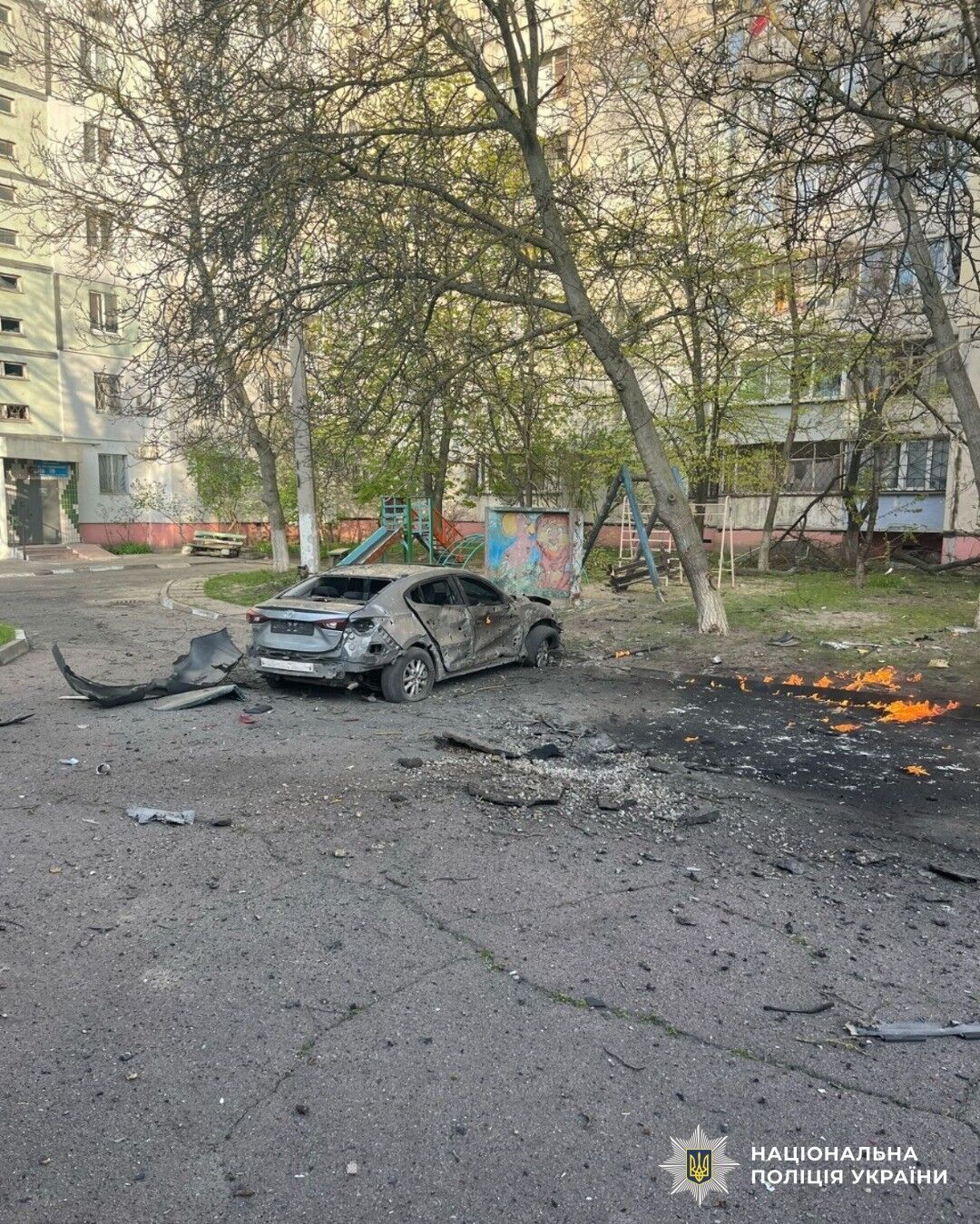 "Бьют просто по домам": оккупанты атаковали Херсон из авиации и артиллерии, есть жертва и пострадавшие. Видео