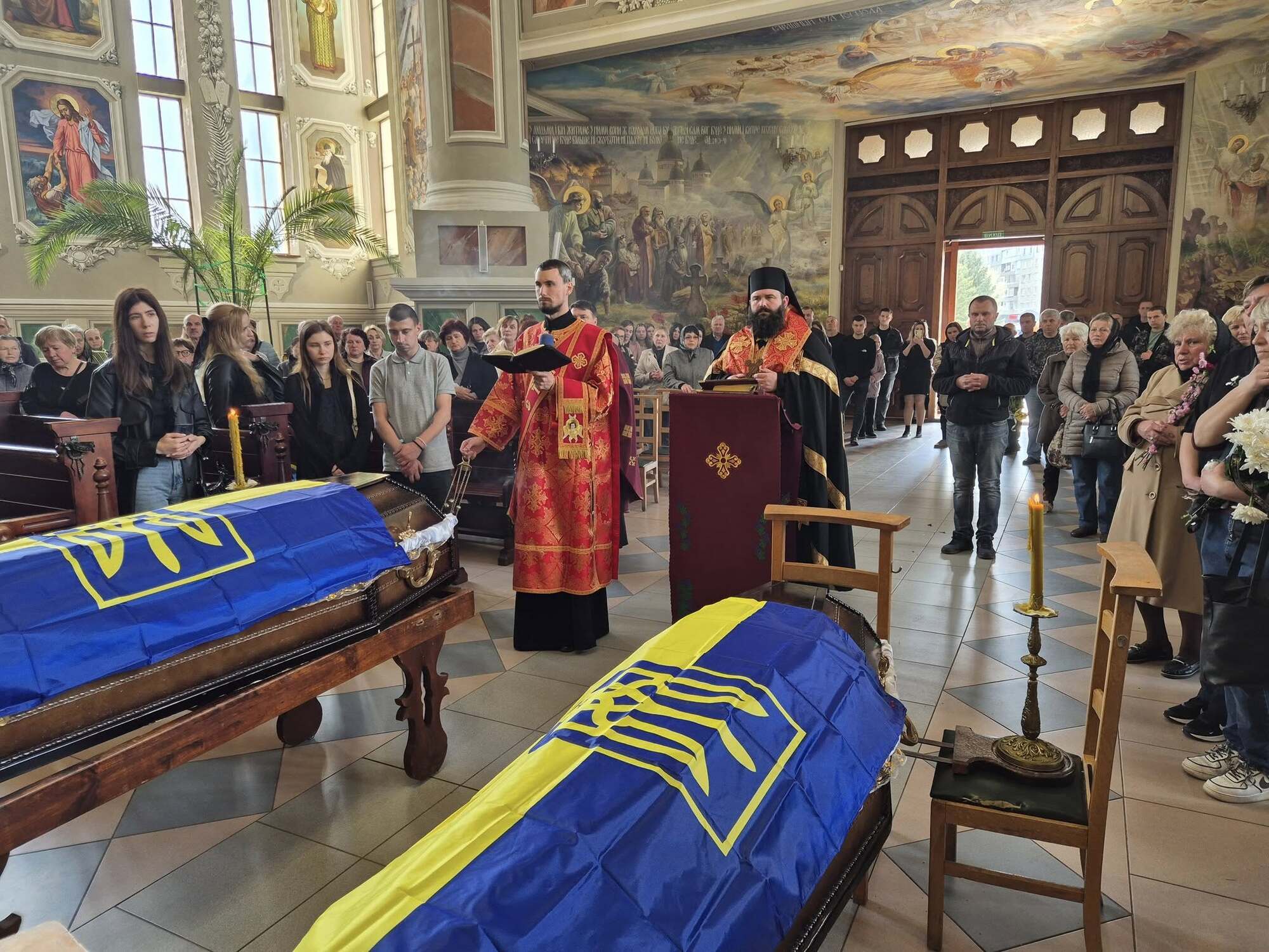 Громада в скорби: на Львовщине простились с двоюродными братьями-Героями. Фото