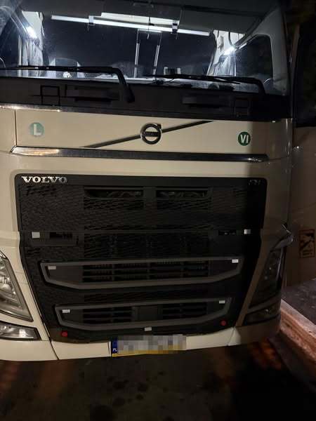 Сховався під ковдрою: польського далекобійника відправили за ґрати за спробу вивезти українця за кордон. Фото і відео