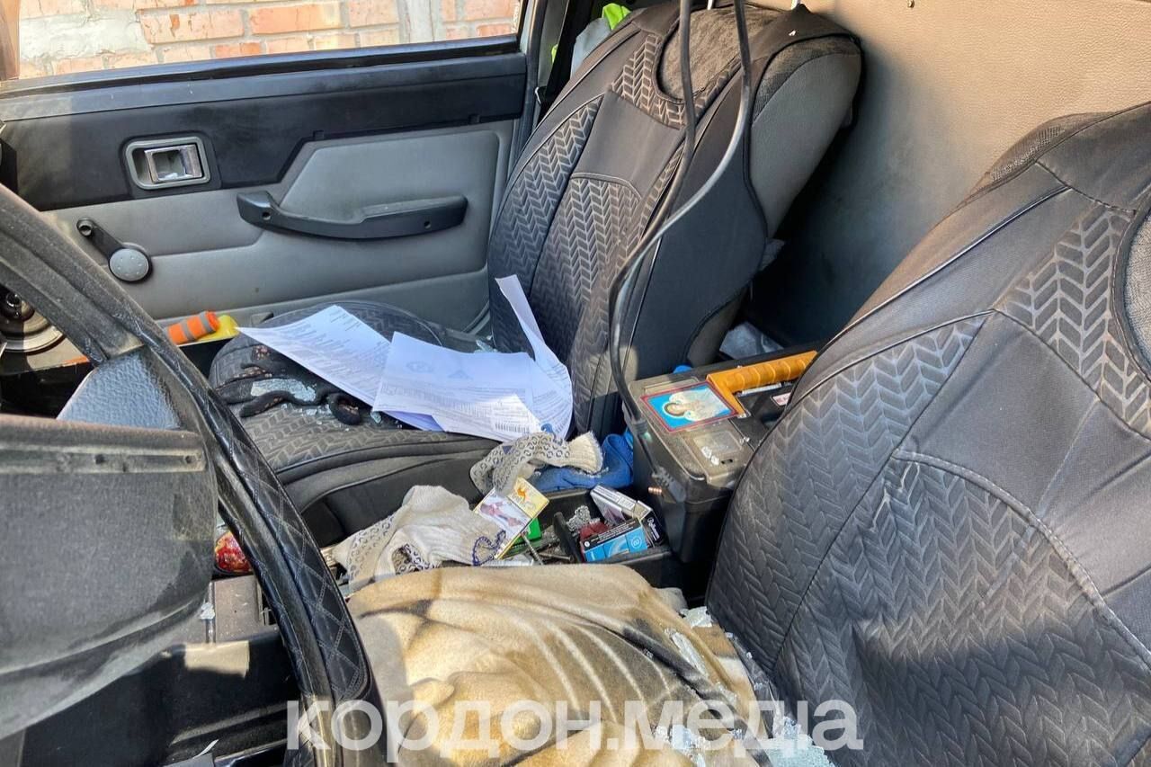 Водія, який приїхав за пасками, знайшли під завалами: нові кадри з місця удару РФ по хлібзаводу в Сумах. Фото і відео 
