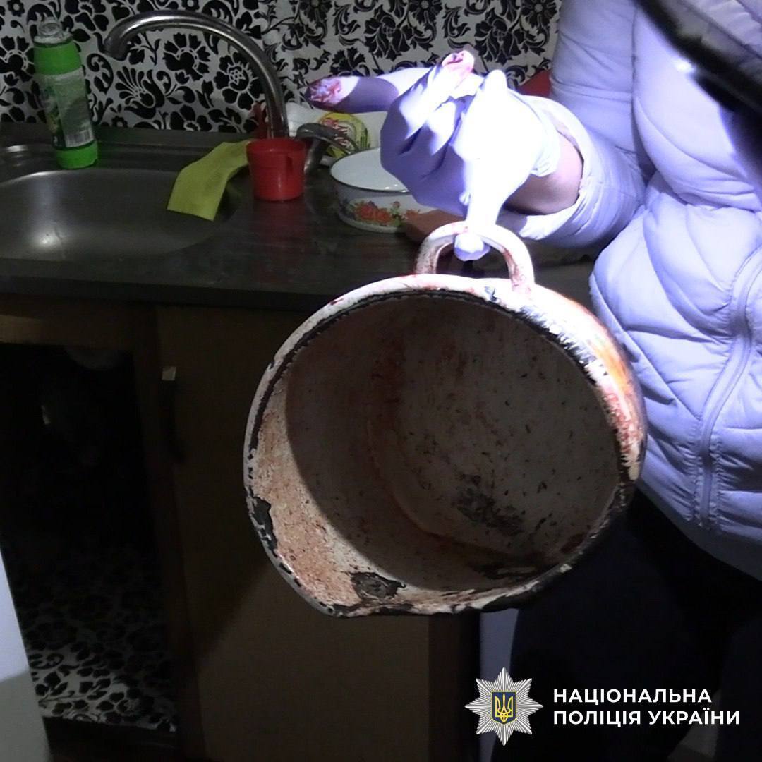Жестоко убили мужчину из-за просьбы выключить российскую музыку: в Киеве задержали двух братьев. Фото и видео
