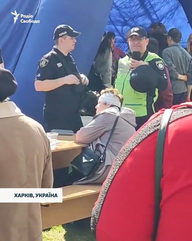 "Да будет проклят Путин": жительница Харькова показала, как выглядит ее квартира после ракетного удара РФ. Видео