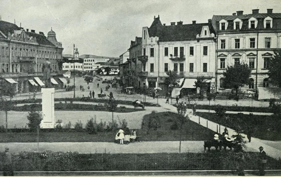 Был величественный: в сети показали Ужгород в 30-х годах