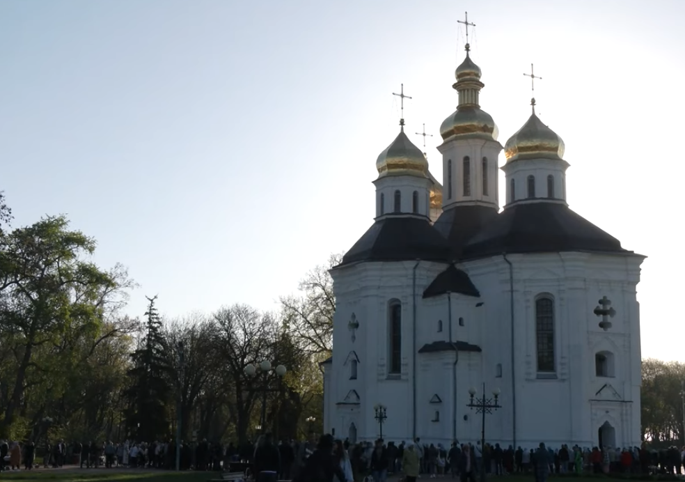 Кафедральний собор святої Катерини в Чернігові.