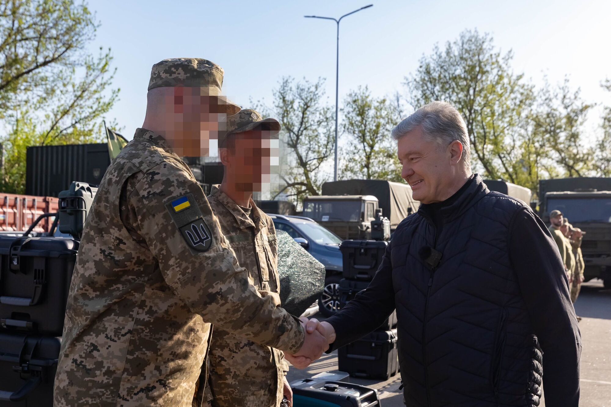 У черзі десятки підрозділів: Порошенко передав військовим ще три комплекси "Ай-Петрі"