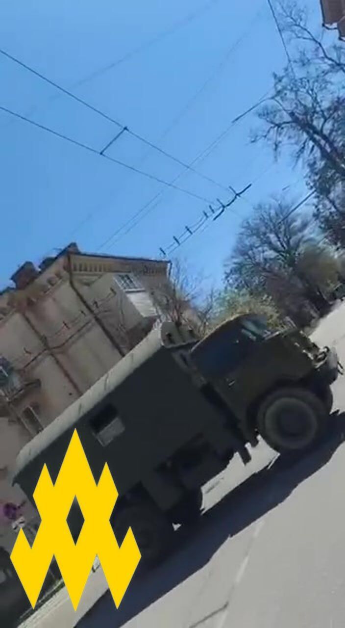 Окупанти масово переміщують техніку у Криму: в "Атеш" розкрили подробиці. Фото 