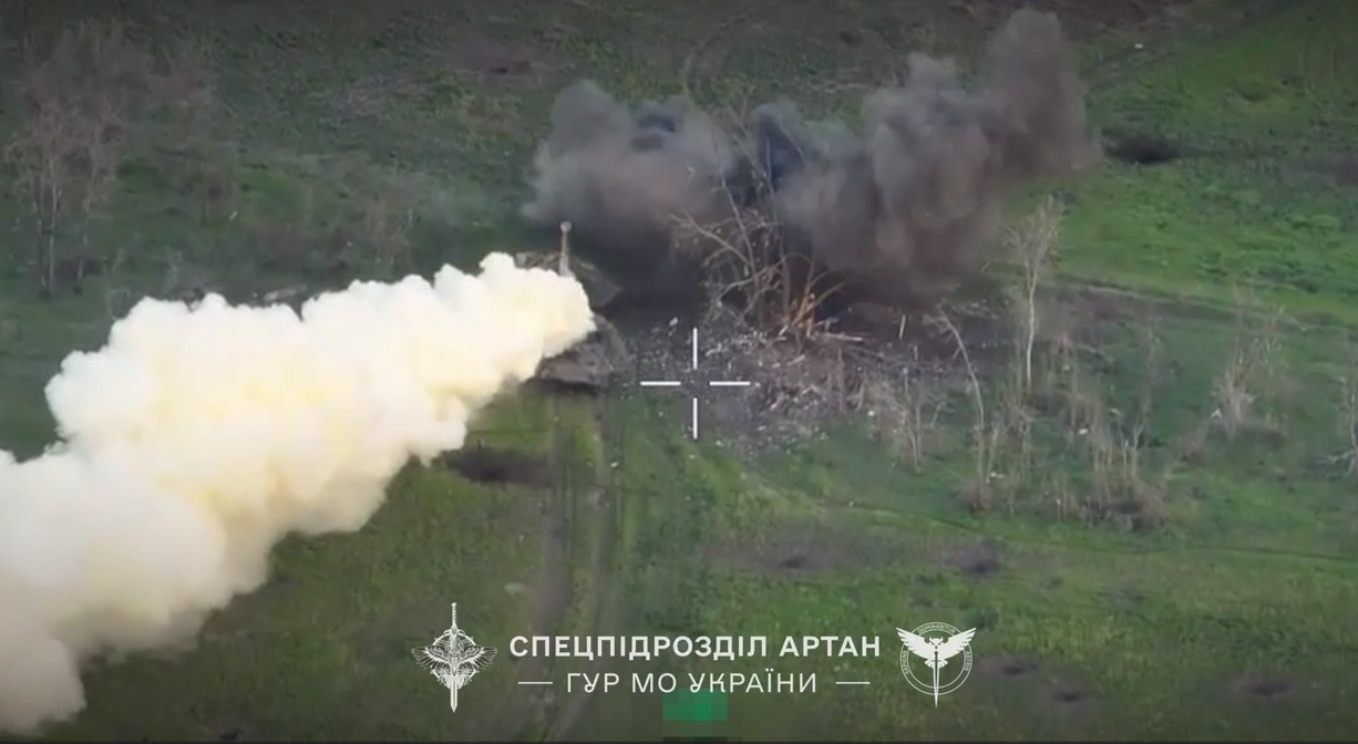 "Разобрали" на подступах: в ГУР показали эпические кадры уничтожения оккупантов, которые пошли на штурм на Запорожском направлении. Видео