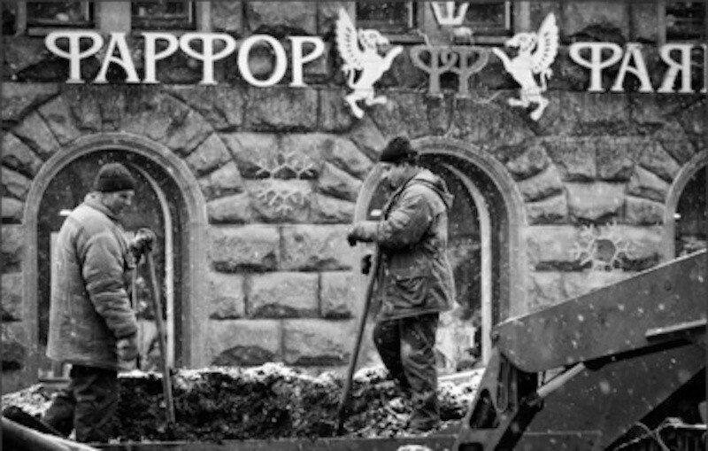 Выстраивались очереди: история и фото культового женского магазина "Фарфор-Фаянс" в центре Киева