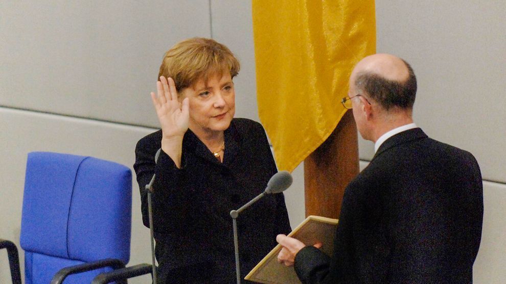 Куди зникла Меркель, яку пенсію вона отримує і як доклала руку до проблем України