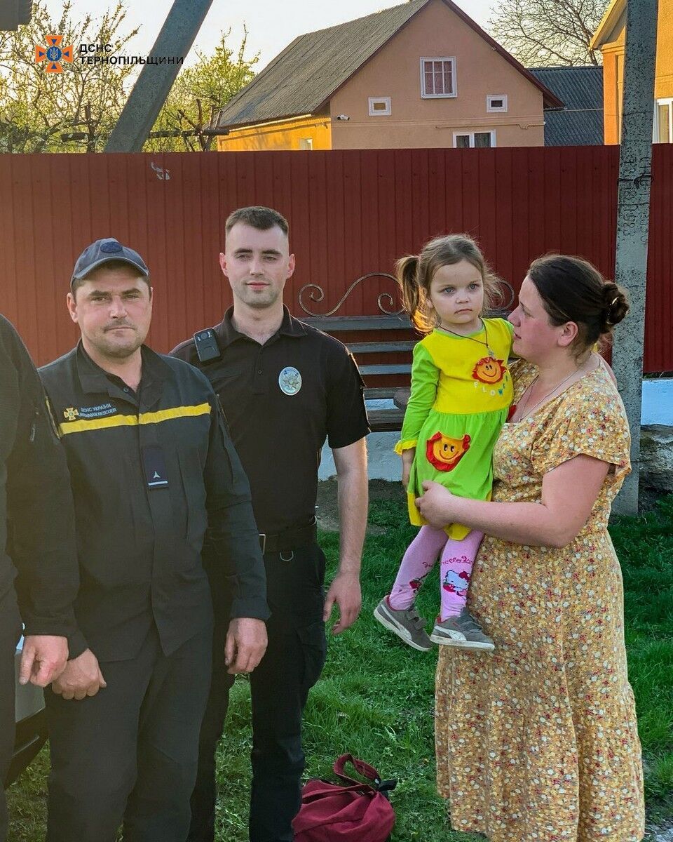 Подолала майже 10 км: на Тернопільщині врятували трирічну дівчинку, яка загубилася в лісі. Фото 