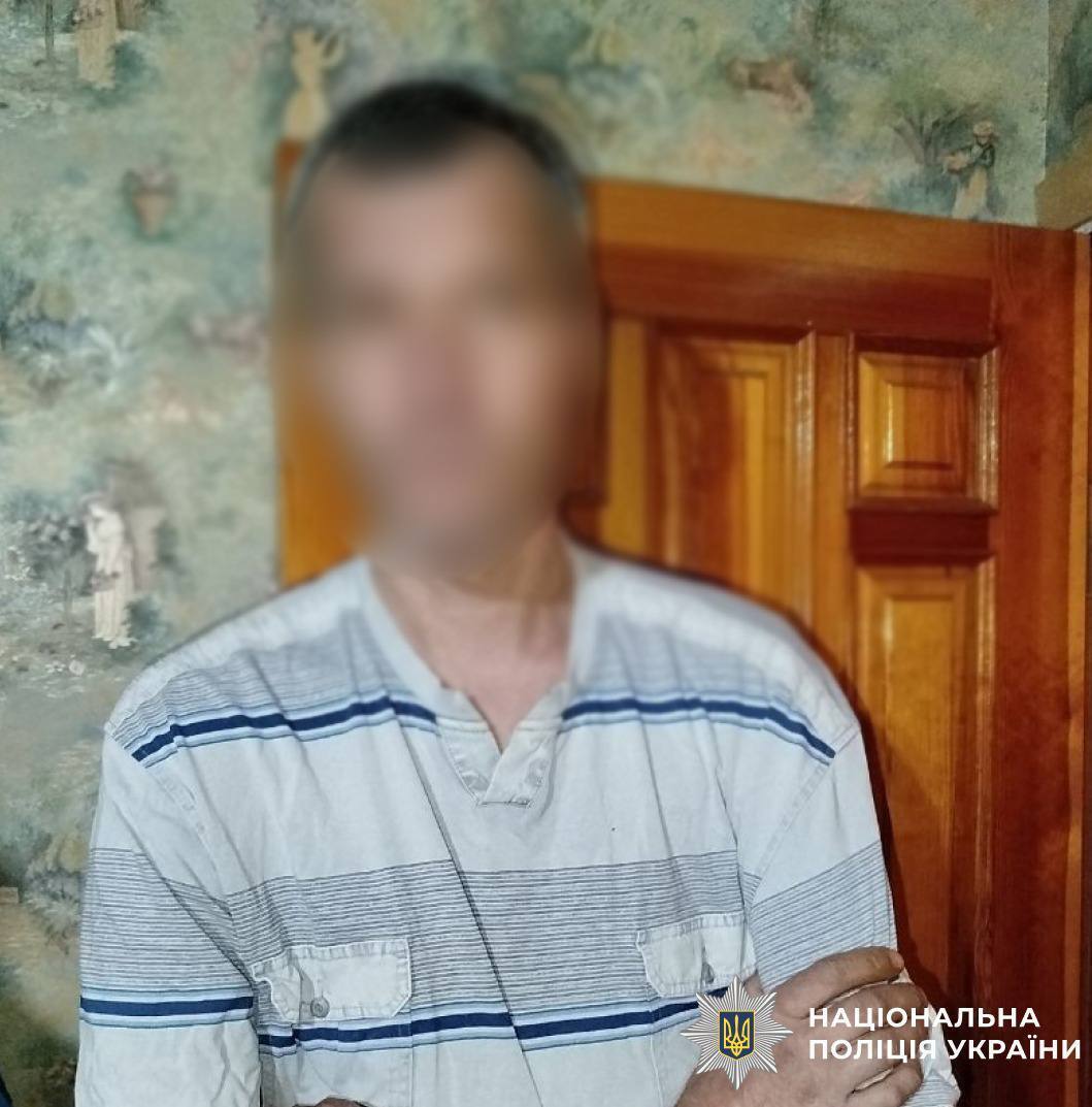 В Киеве мужчина бросил боевую гранату в авто: говорит, что мешал шум соседей. Фото