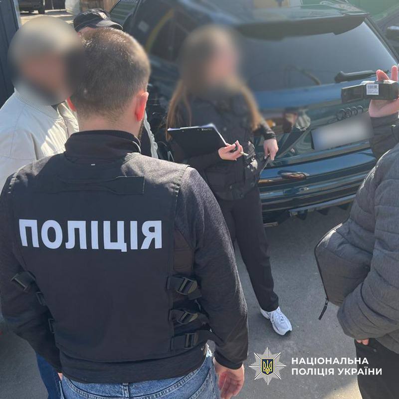 За $50 тис. продавав фейкові довідки ухилянтам: у Києві затримали організатора схеми. Фото
